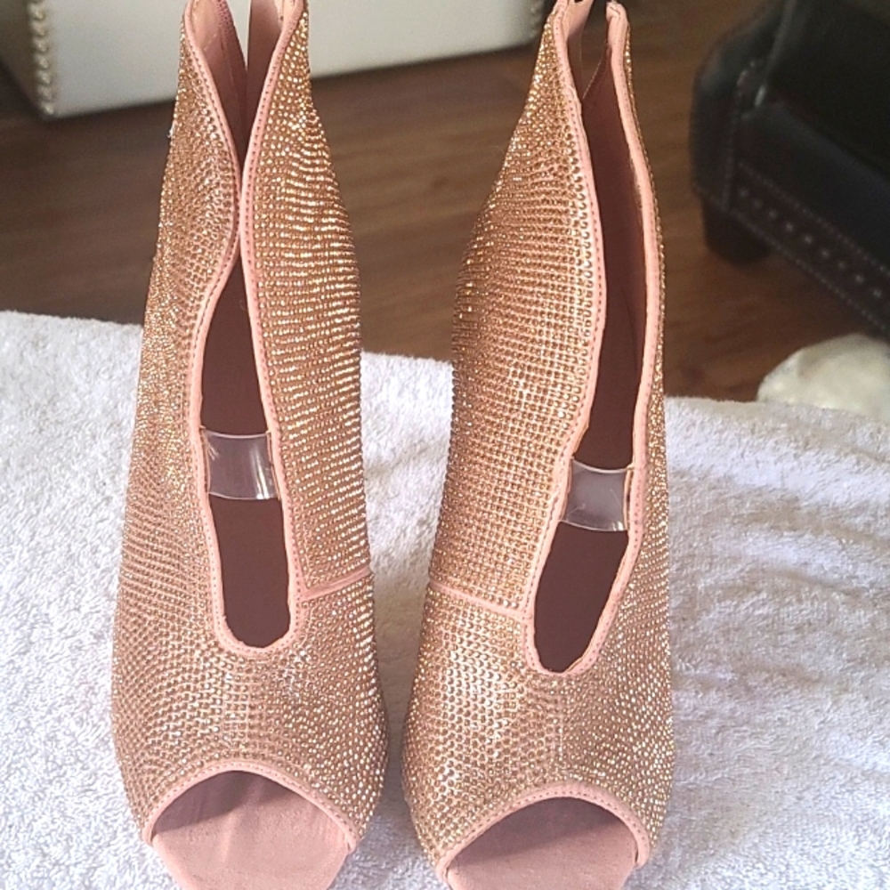 Ladies open toe embellished heels